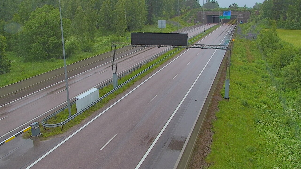 Weather Camera Image Väg 7 Fredrikshamn, Husula, bom väst, Hamina, Kymenlaakso