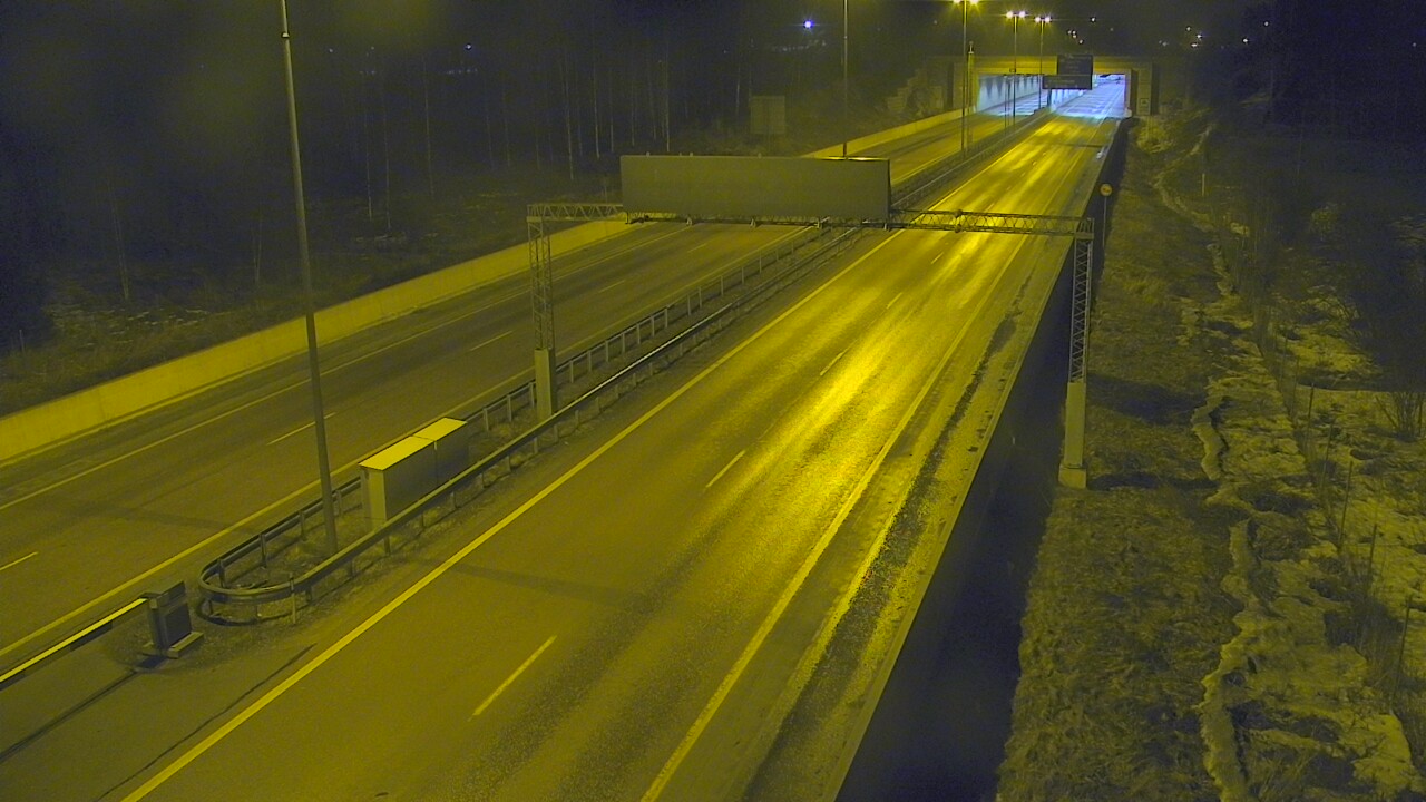 Kelikamerat Kuva Tie 7 Hamina, Husula, puomi länsi, Hamina, Kymenlaakso