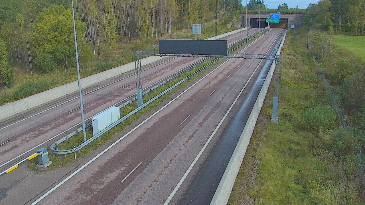 Weather Camera Image Väg 7 Fredrikshamn, Husula, bom väst, Hamina, Kymenlaakso