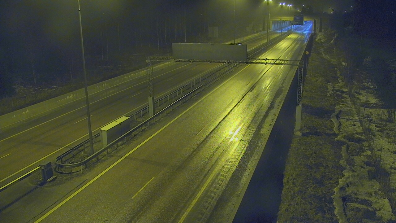 Kelikamerat Kuva Tie 7 Hamina, Husula, puomi länsi, Hamina, Kymenlaakso