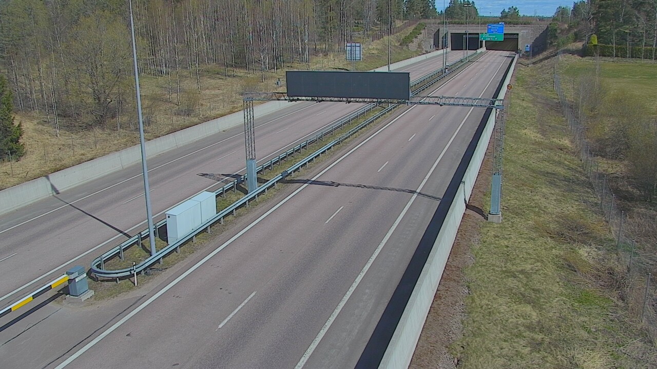 Kelikamerat Kuva Tie 7 Hamina, Husula, puomi länsi, Hamina, Kymenlaakso