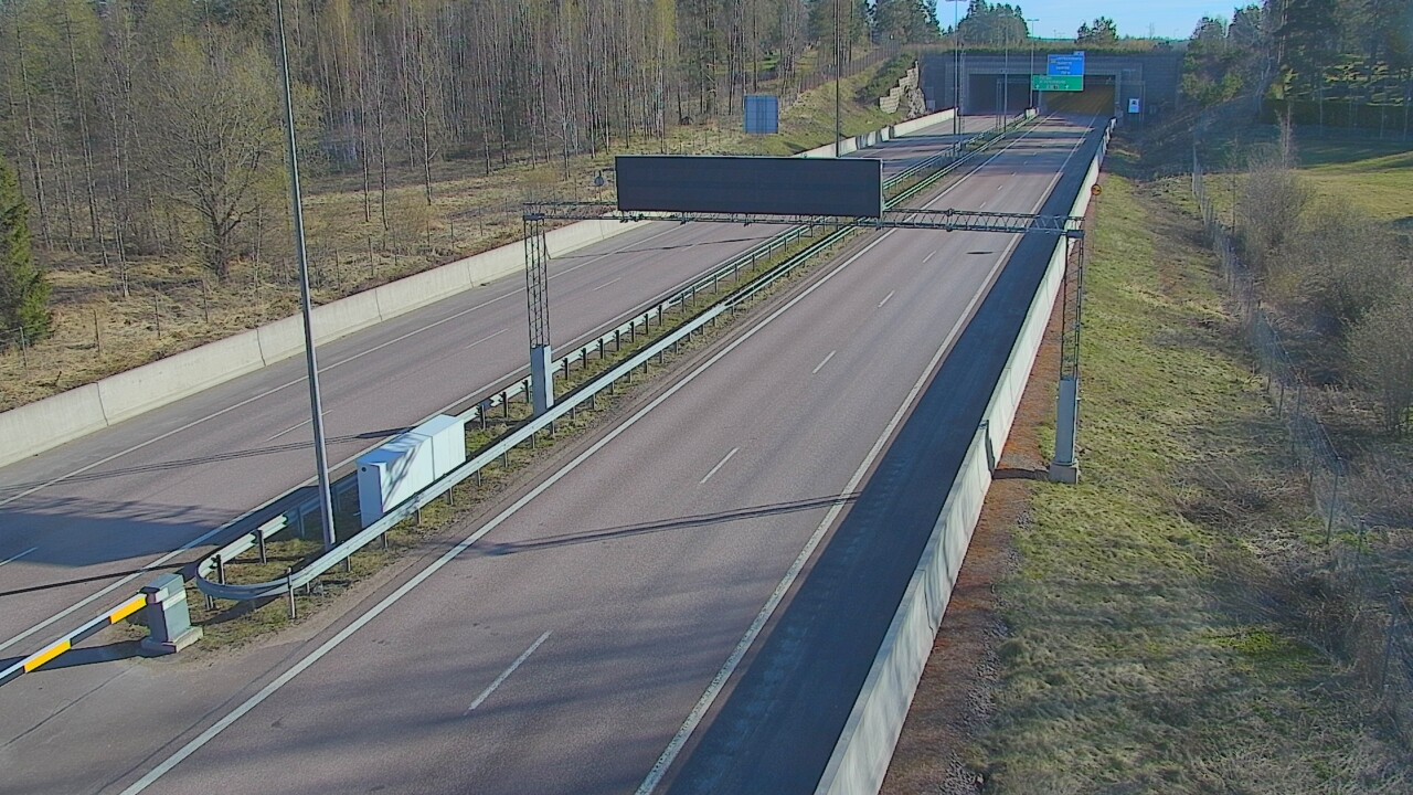 Kelikamerat Kuva Tie 7 Hamina, Husula, puomi länsi, Hamina, Kymenlaakso
