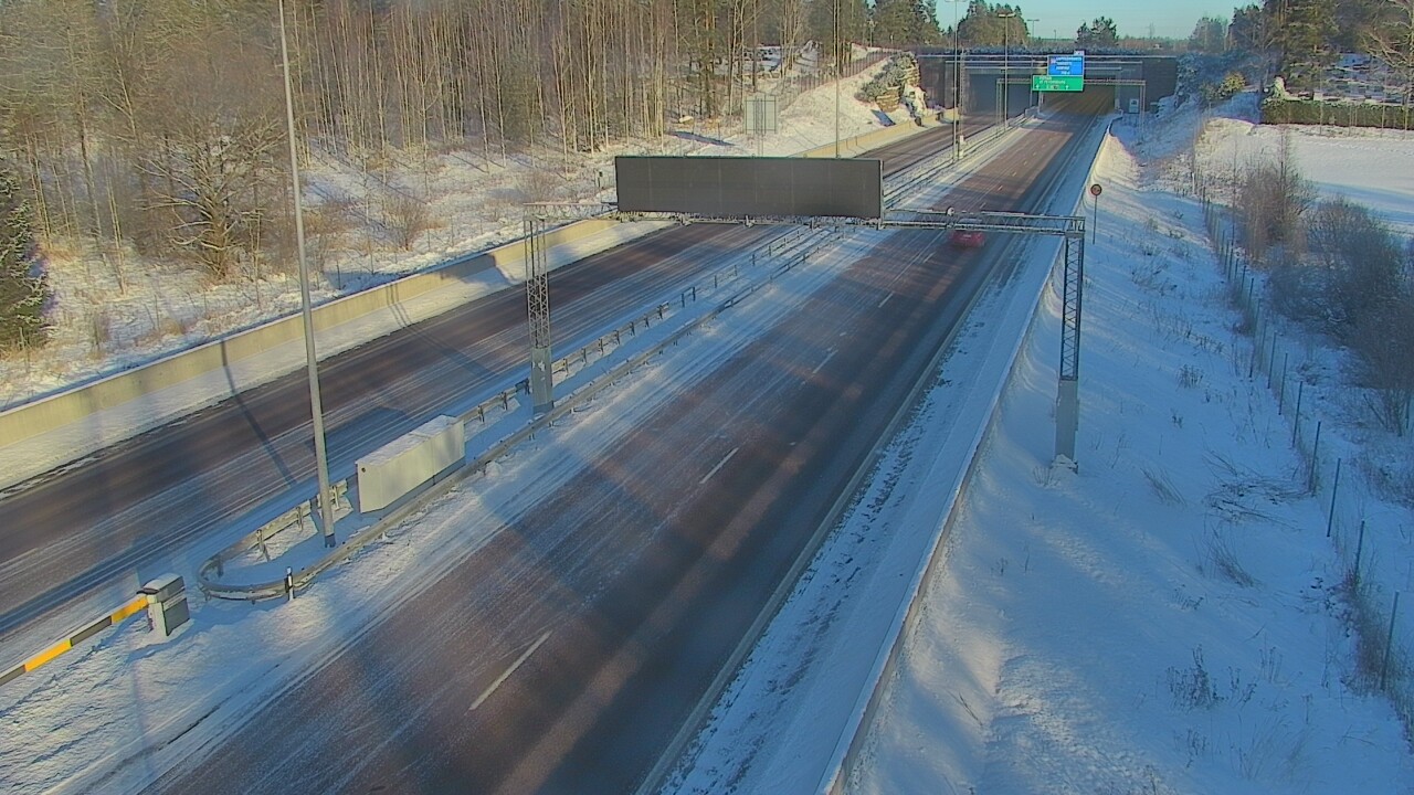 Kelikamerat Kuva Tie 7 Hamina, Husula, puomi länsi, Hamina, Kymenlaakso