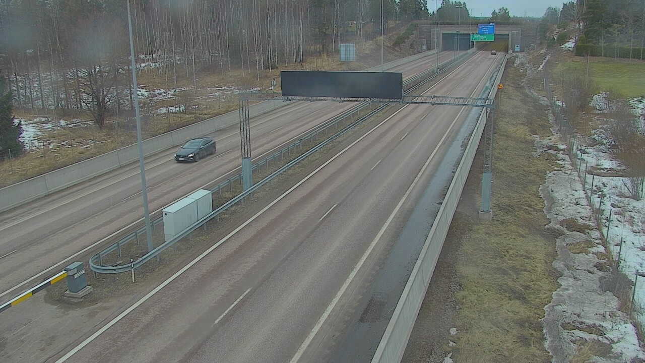 Kelikamerat Kuva Tie 7 Hamina, Husula, puomi länsi, Hamina, Kymenlaakso