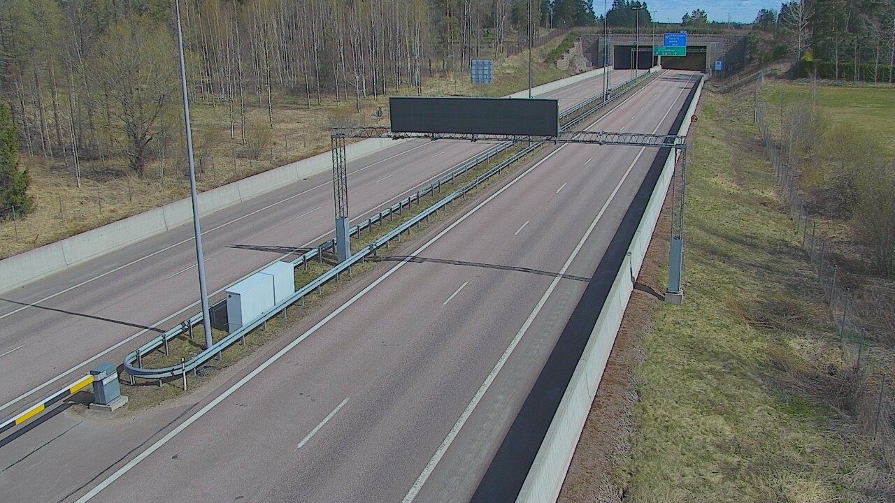 Kelikamerat Kuva Tie 7 Hamina, Husula, puomi länsi, Hamina, Kymenlaakso