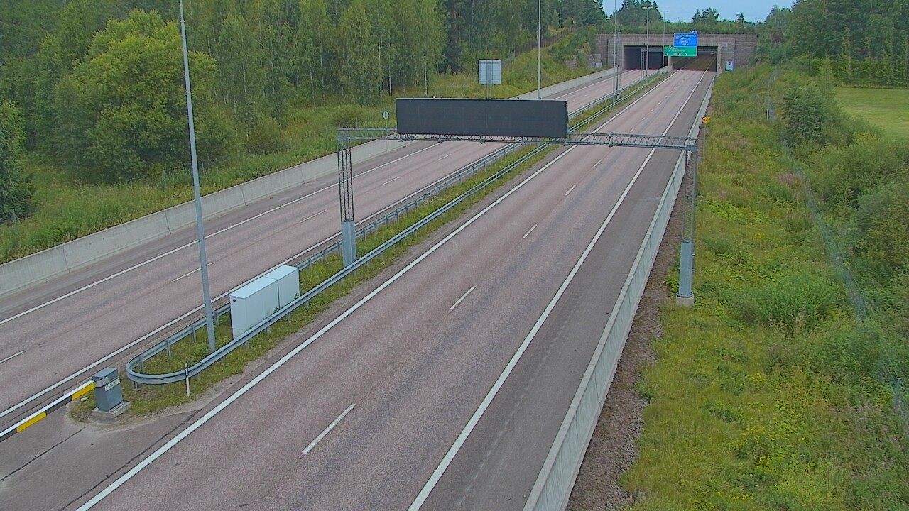 Weather Camera Image Väg 7 Fredrikshamn, Husula, bom väst, Hamina, Kymenlaakso