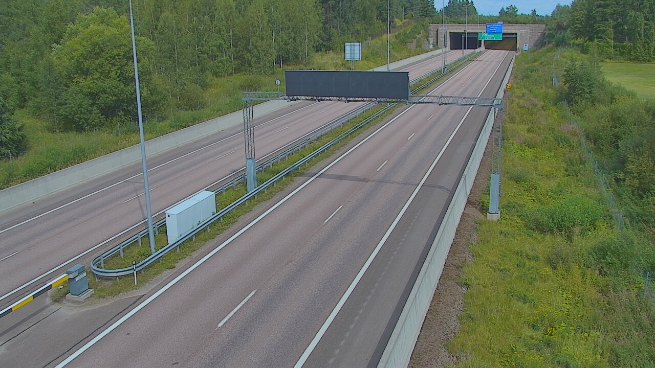 Weather Camera Image Väg 7 Fredrikshamn, Husula, bom väst, Hamina, Kymenlaakso