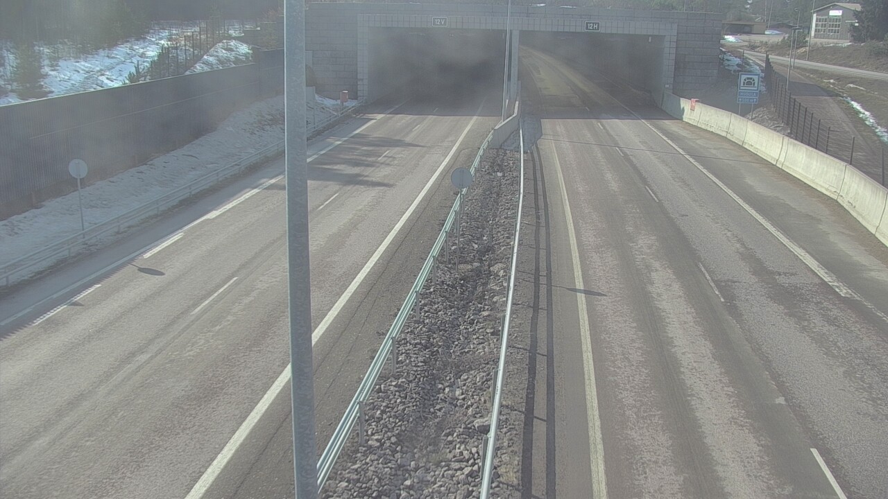 Weather Camera Image Väg 7 Fredrikshamn, Husula, bom öst, Hamina, Kymenlaakso