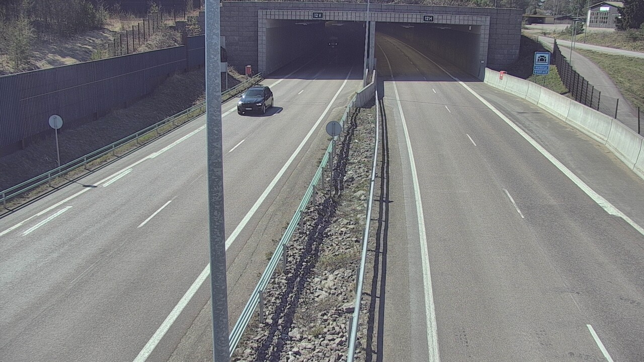 Weather Camera Image Väg 7 Fredrikshamn, Husula, bom öst, Hamina, Kymenlaakso