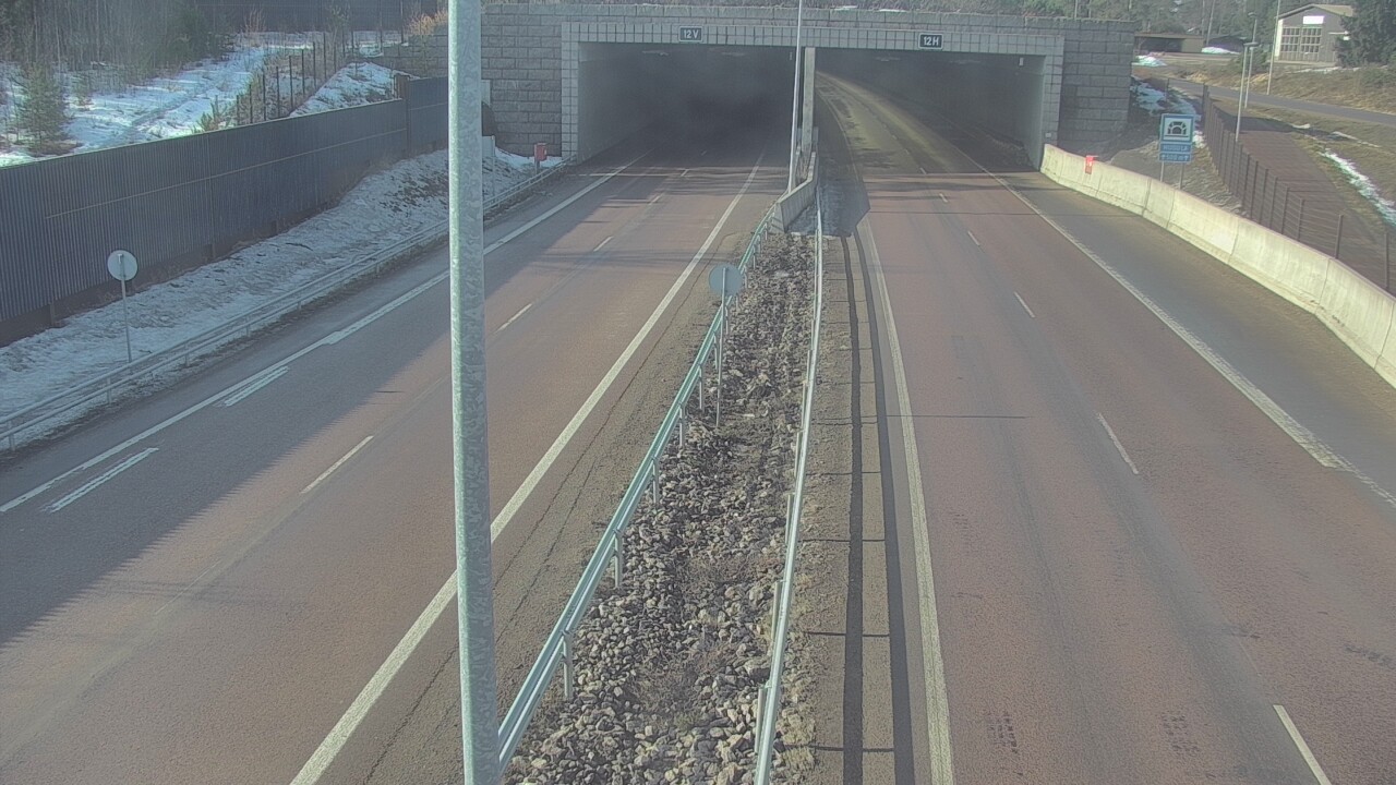 Weather Camera Image Väg 7 Fredrikshamn, Husula, bom öst, Hamina, Kymenlaakso