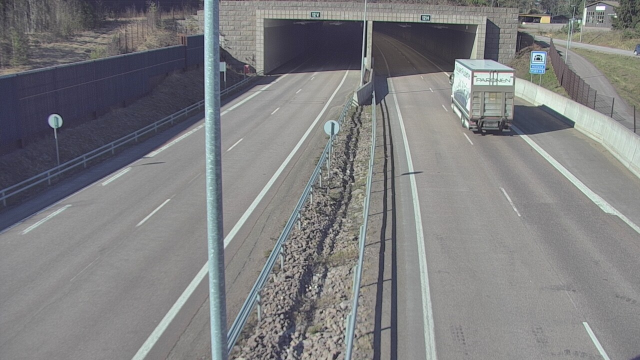 Weather Camera Image Väg 7 Fredrikshamn, Husula, bom öst, Hamina, Kymenlaakso