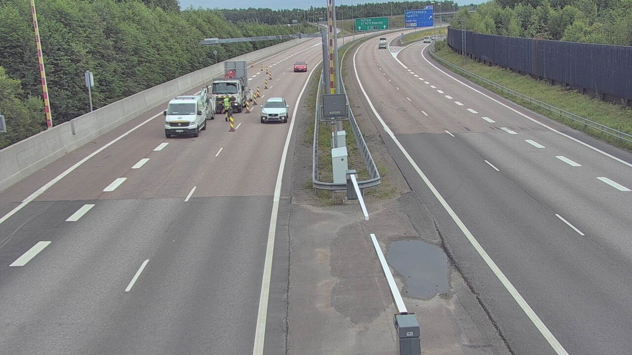 Weather Camera Image Väg 7 Fredrikshamn, Husula, bom öst, Hamina, Kymenlaakso