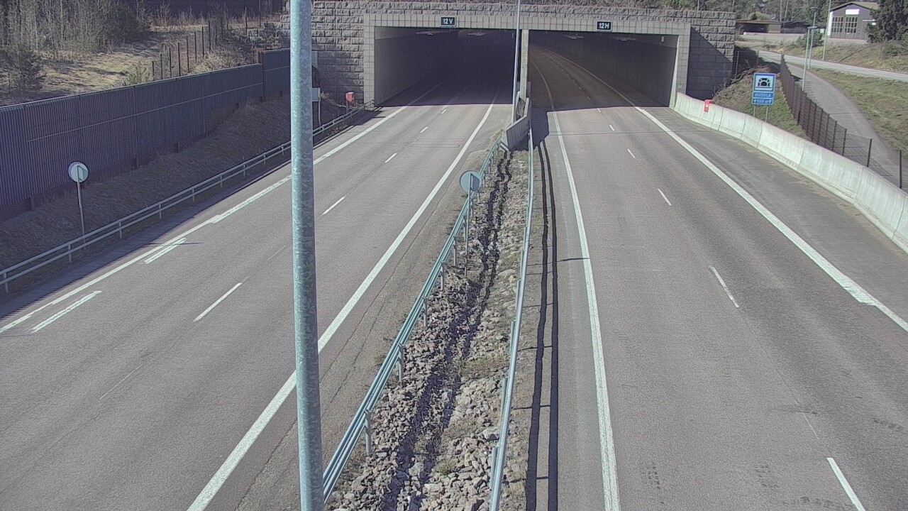 Weather Camera Image Väg 7 Fredrikshamn, Husula, bom öst, Hamina, Kymenlaakso