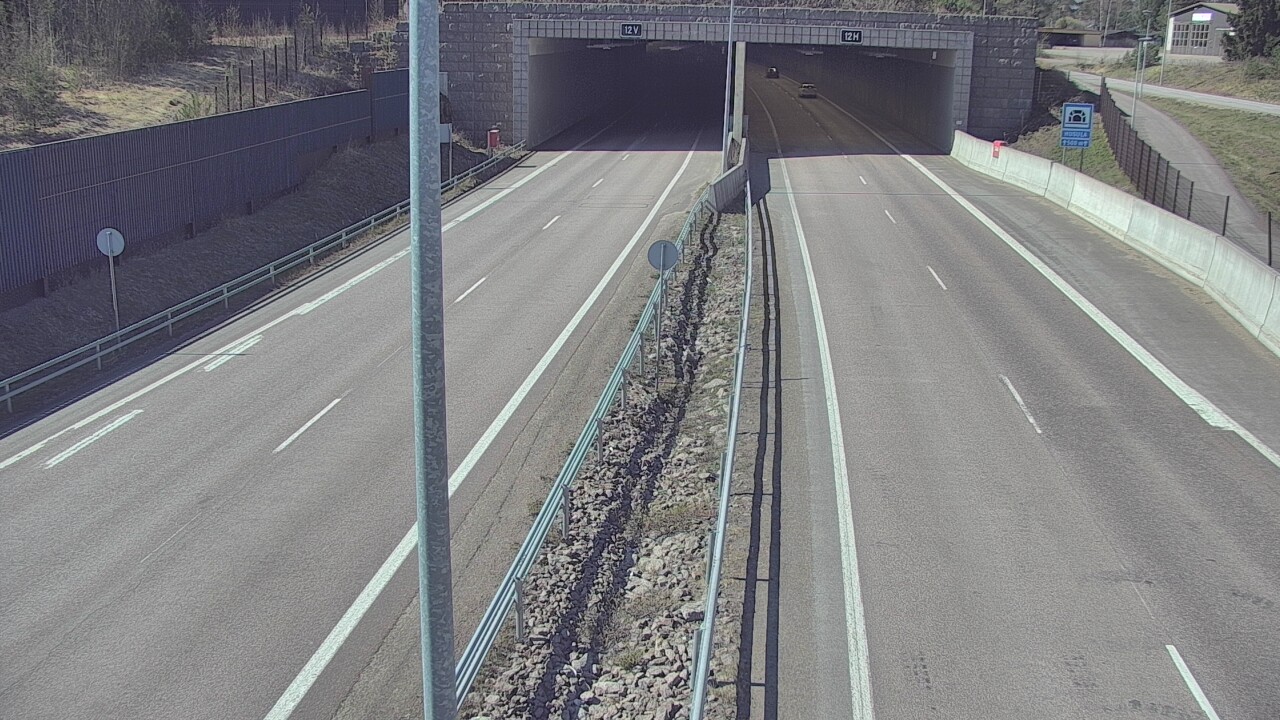 Weather Camera Image Väg 7 Fredrikshamn, Husula, bom öst, Hamina, Kymenlaakso