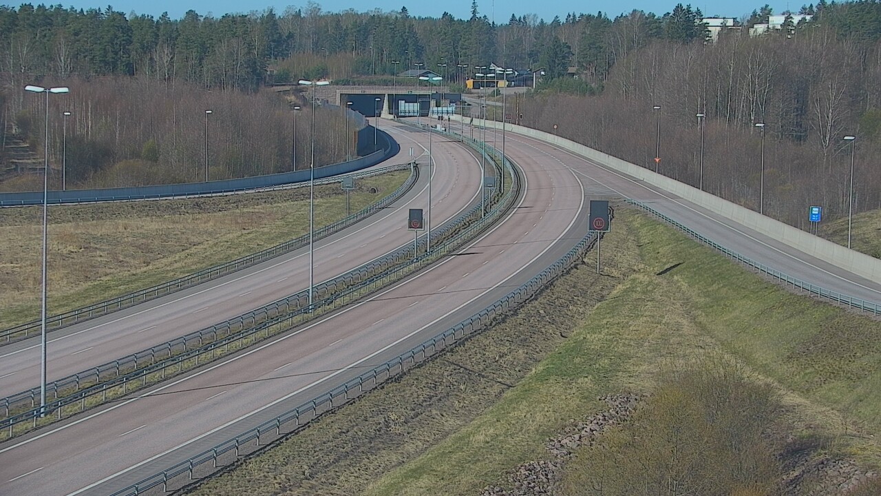 Weather Camera Image Väg 7 Fredrikshamn, Töytäri, Hamina, Kymenlaakso