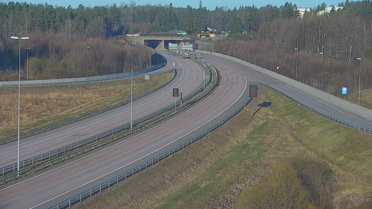 Weather Camera Image Väg 7 Fredrikshamn, Töytäri, Hamina, Kymenlaakso