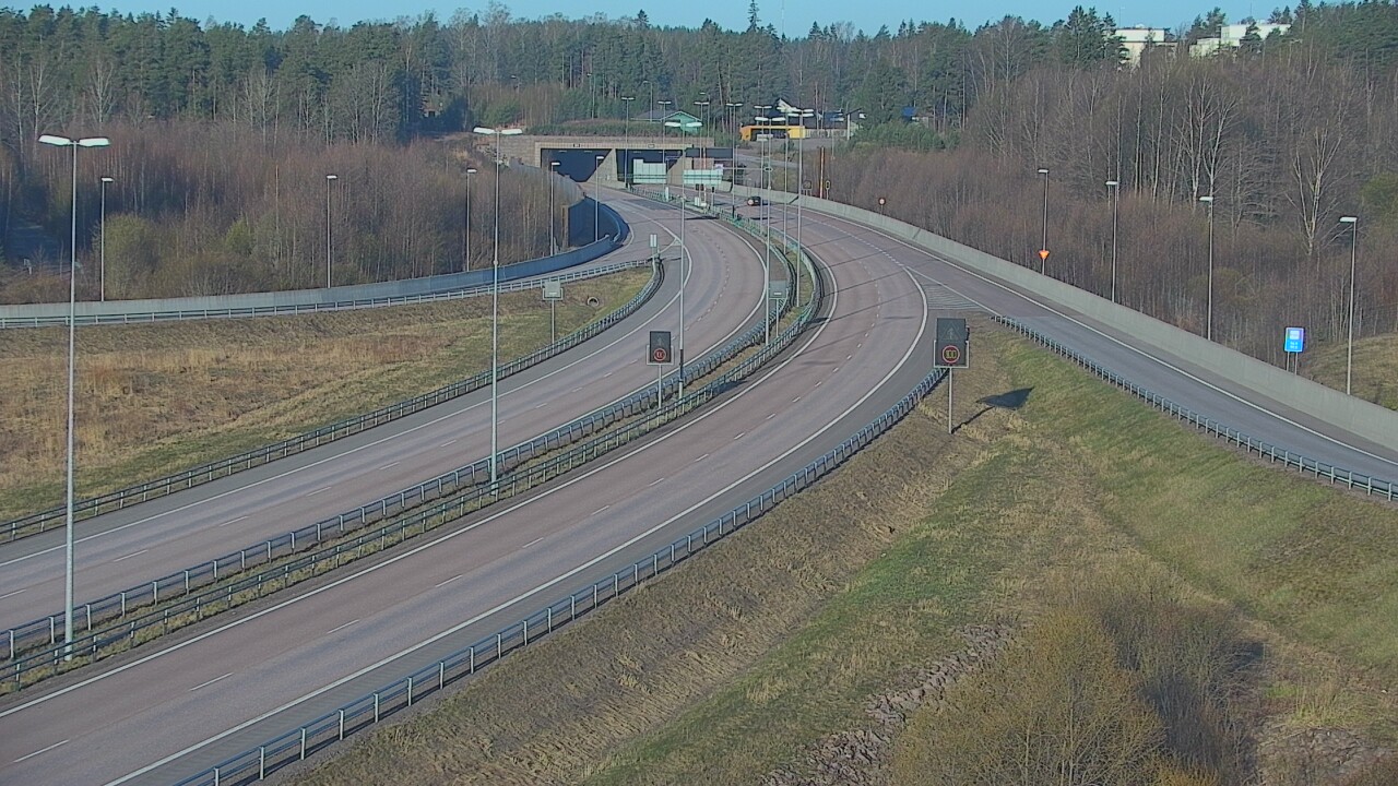 Weather Camera Image Väg 7 Fredrikshamn, Töytäri, Hamina, Kymenlaakso