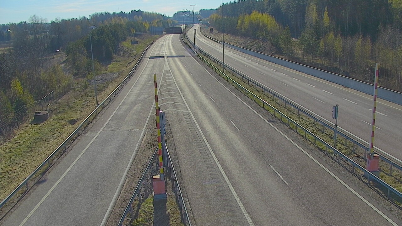 Weather Camera Image Road 7 Hamina Husula east, Hamina, Kymenlaakso