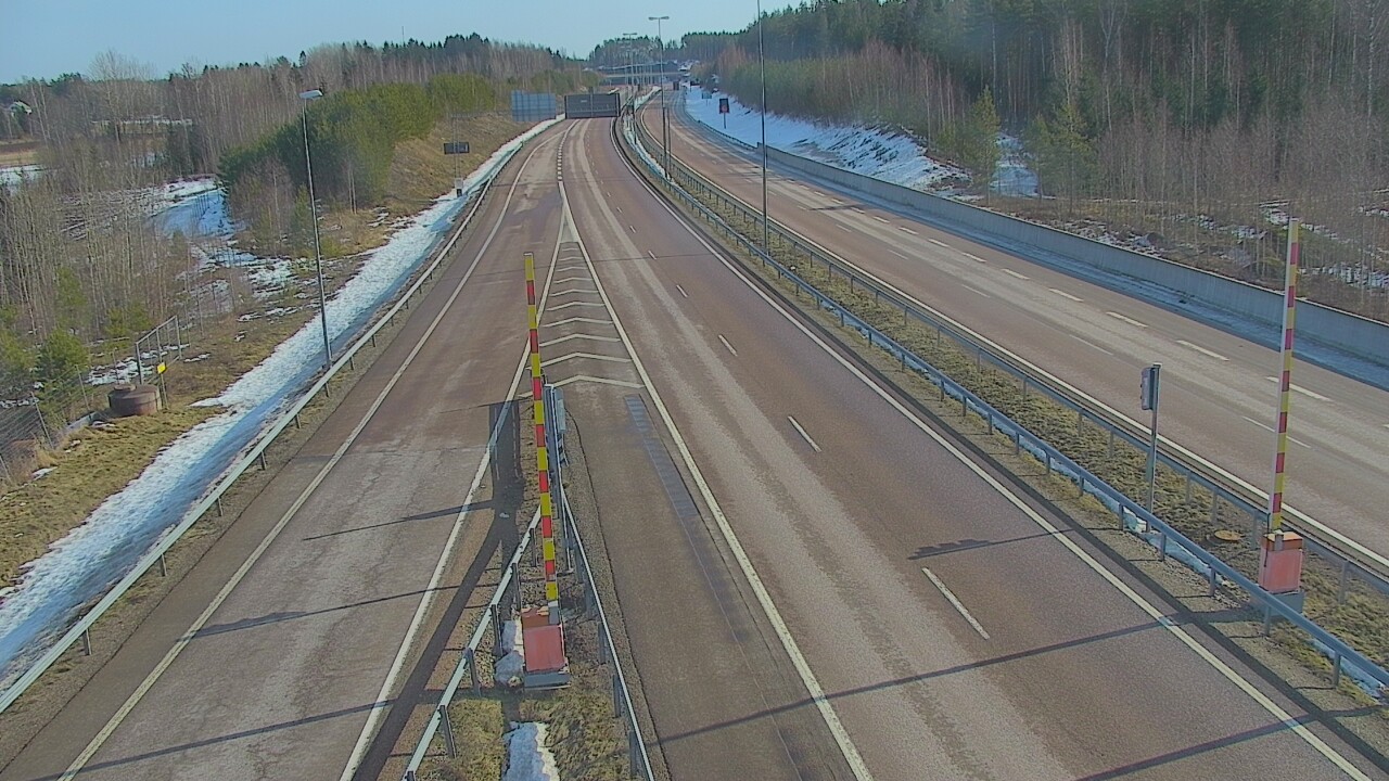 Weather Camera Image Road 7 Hamina Husula east, Hamina, Kymenlaakso