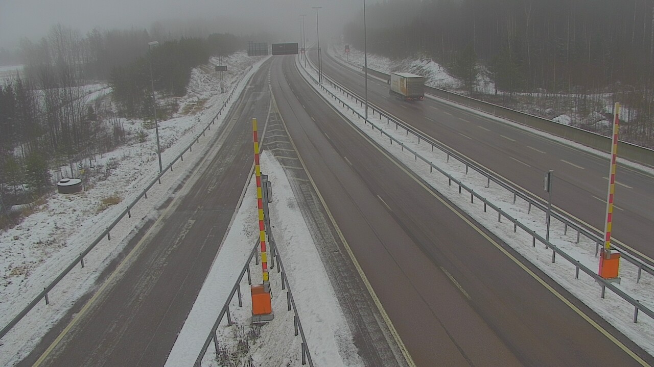 Weather Camera Image Väg 7 Fredrikshamn Husula öst, Hamina, Kymenlaakso