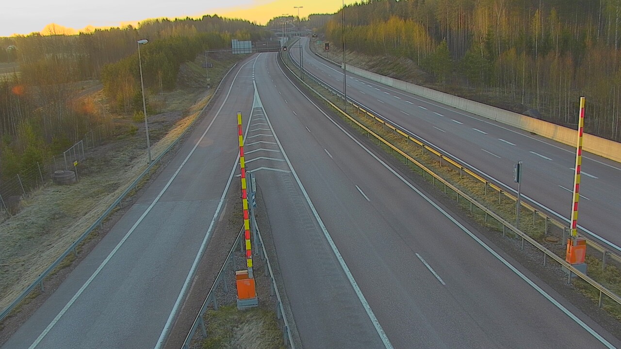 Weather Camera Image Road 7 Hamina Husula east, Hamina, Kymenlaakso