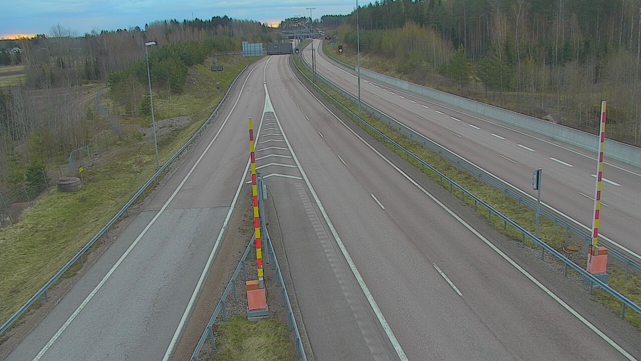 Weather Camera Image Road 7 Hamina Husula east, Hamina, Kymenlaakso