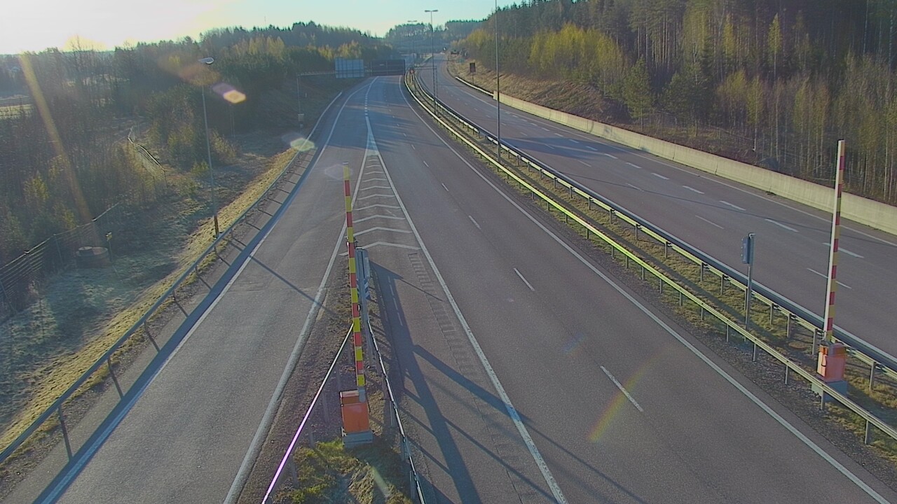 Weather Camera Image Road 7 Hamina Husula east, Hamina, Kymenlaakso
