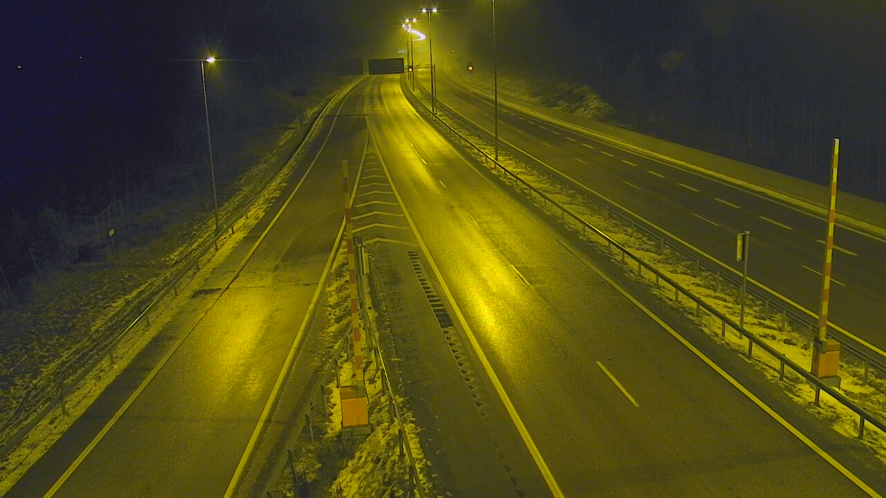 Weather Camera Image Väg 7 Fredrikshamn Husula öst, Hamina, Kymenlaakso