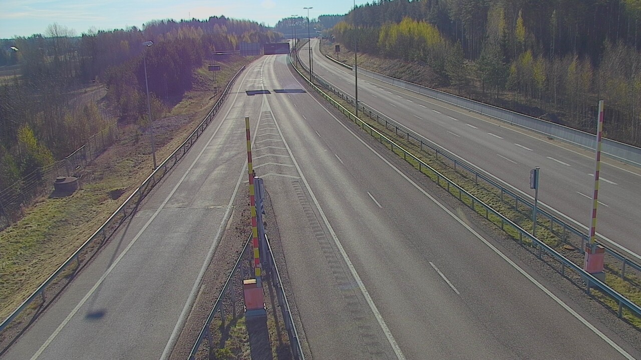 Weather Camera Image Road 7 Hamina Husula east, Hamina, Kymenlaakso