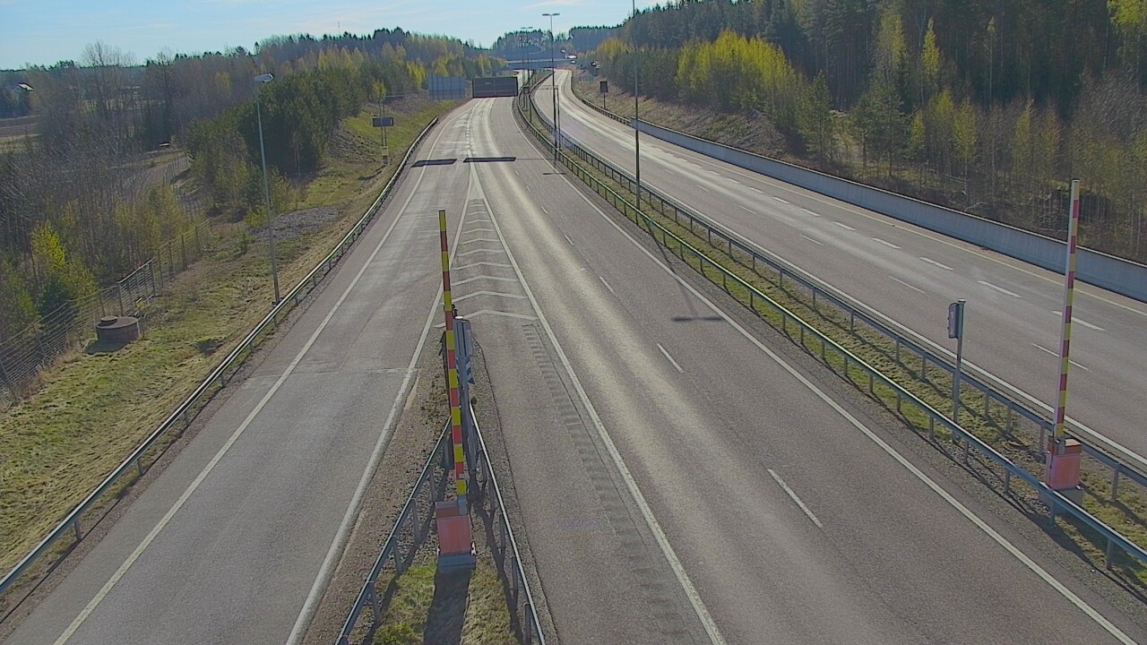 Weather Camera Image Road 7 Hamina Husula east, Hamina, Kymenlaakso