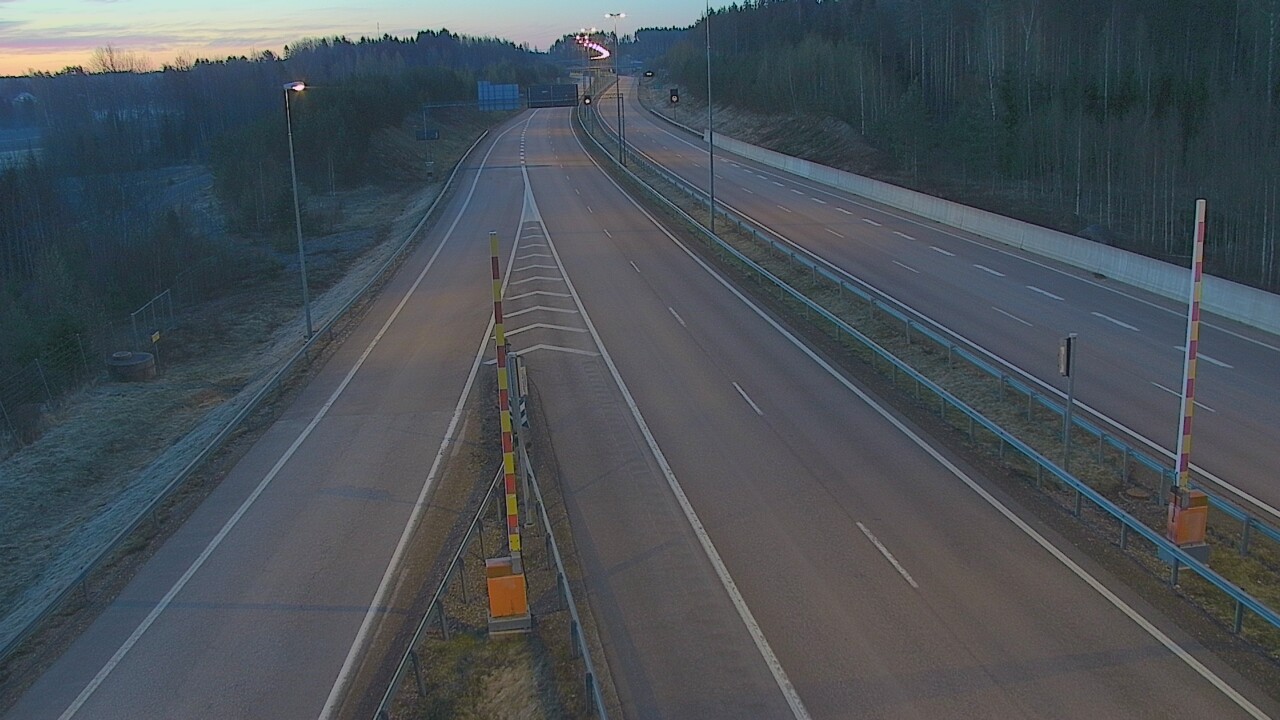Weather Camera Image Road 7 Hamina Husula east, Hamina, Kymenlaakso