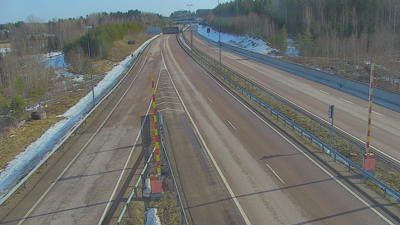 Weather Camera Image Road 7 Hamina Husula east, Hamina, Kymenlaakso