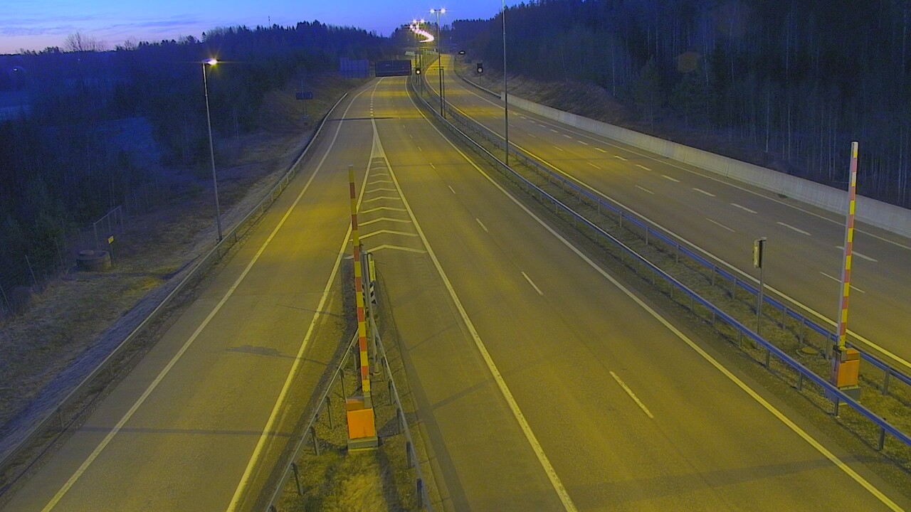 Weather Camera Image Road 7 Hamina Husula east, Hamina, Kymenlaakso