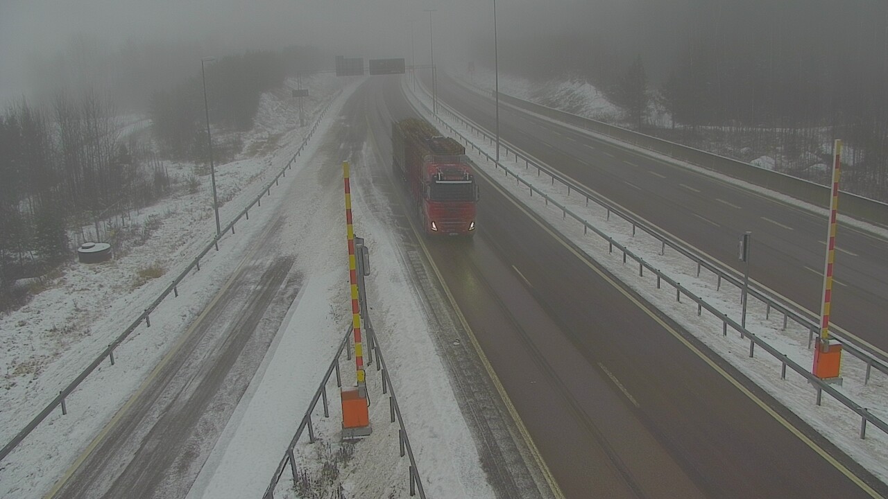 Weather Camera Image Väg 7 Fredrikshamn Husula öst, Hamina, Kymenlaakso