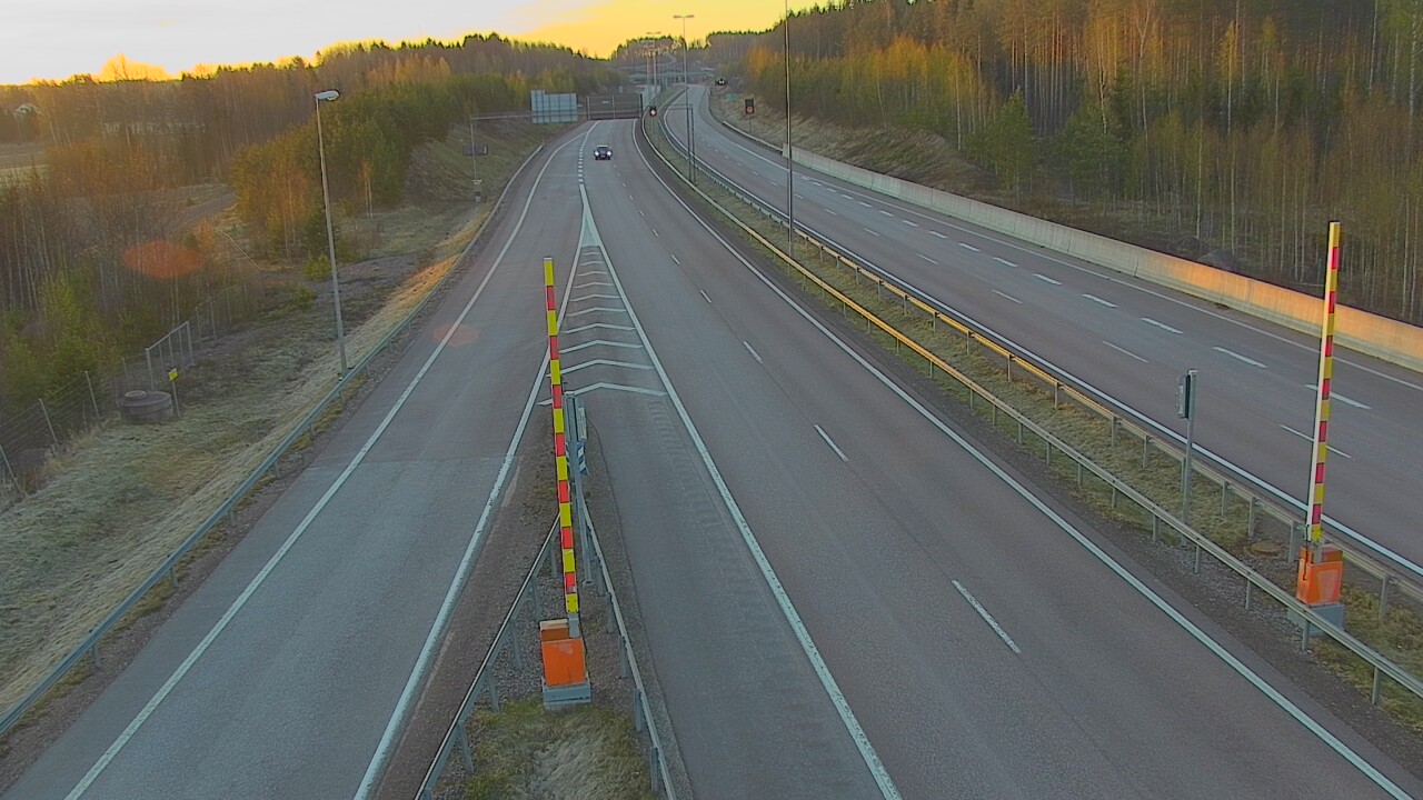 Weather Camera Image Road 7 Hamina Husula east, Hamina, Kymenlaakso