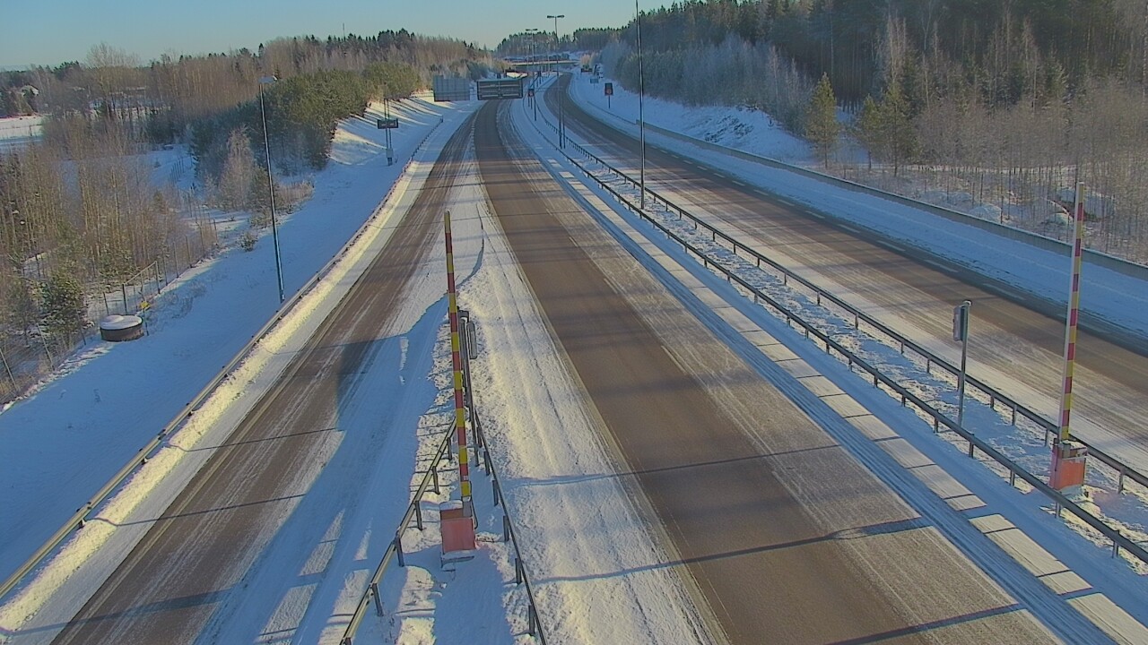 Weather Camera Image Väg 7 Fredrikshamn Husula öst, Hamina, Kymenlaakso
