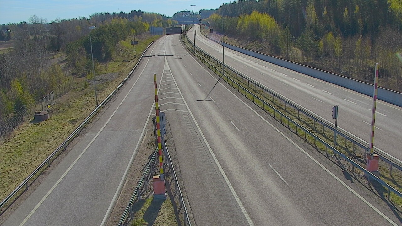 Weather Camera Image Road 7 Hamina Husula east, Hamina, Kymenlaakso
