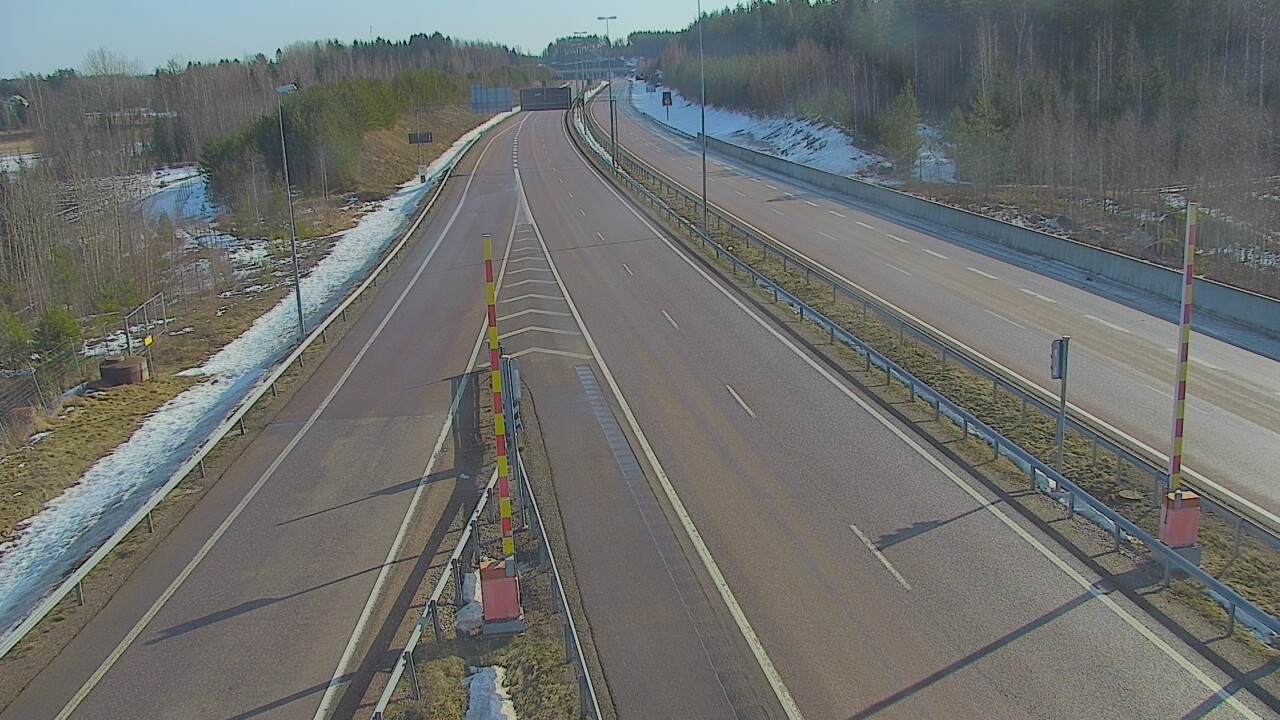 Weather Camera Image Road 7 Hamina Husula east, Hamina, Kymenlaakso