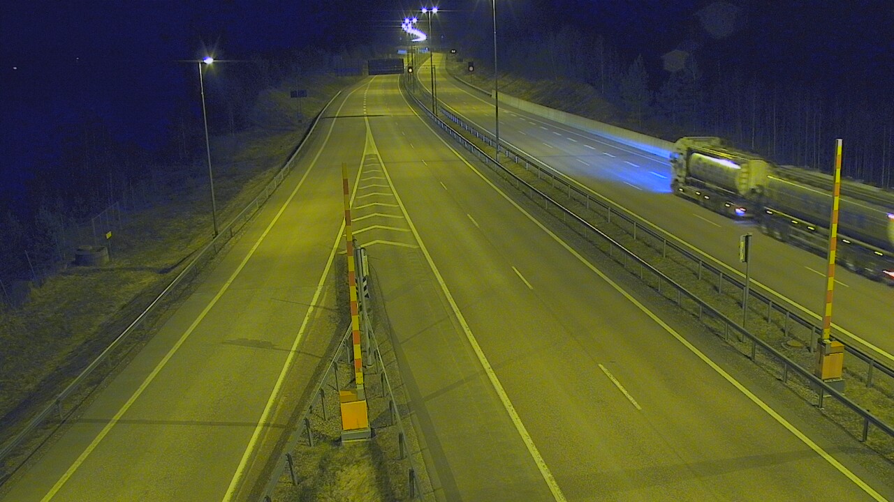 Weather Camera Image Road 7 Hamina Husula east, Hamina, Kymenlaakso