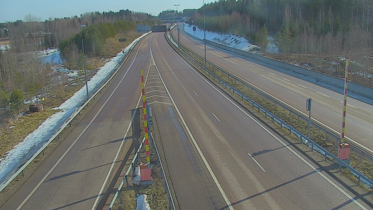 Weather Camera Image Road 7 Hamina Husula east, Hamina, Kymenlaakso