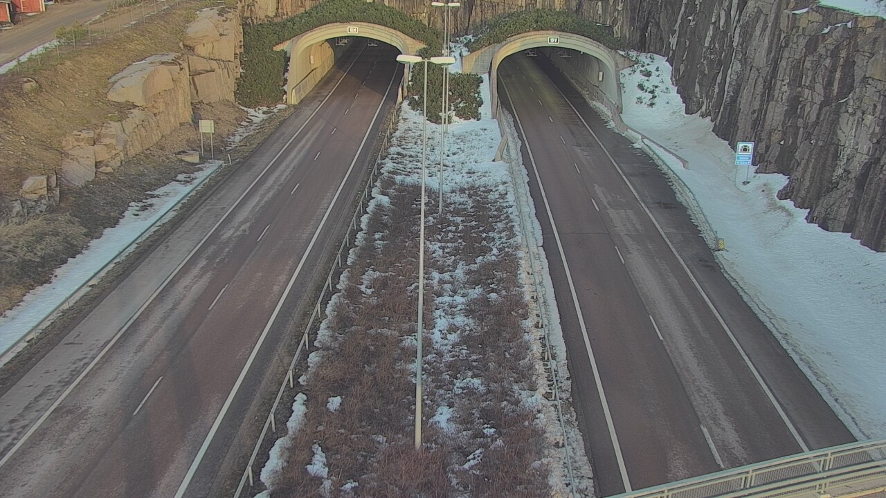 Weather Camera Image Väg 7 Fredrikshamn Kolsila bom väst, Hamina, Kymenlaakso