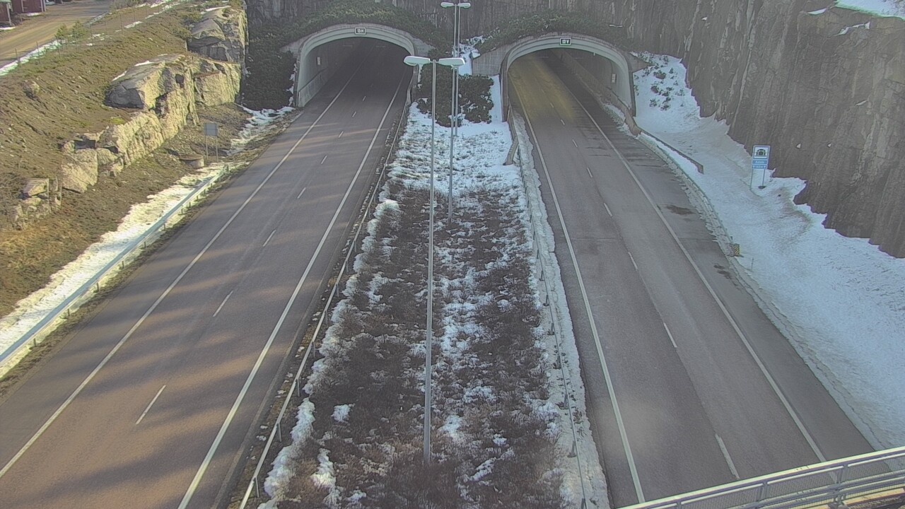 Weather Camera Image Road 7 Hamina Kolsila boom west, Hamina, Kymenlaakso