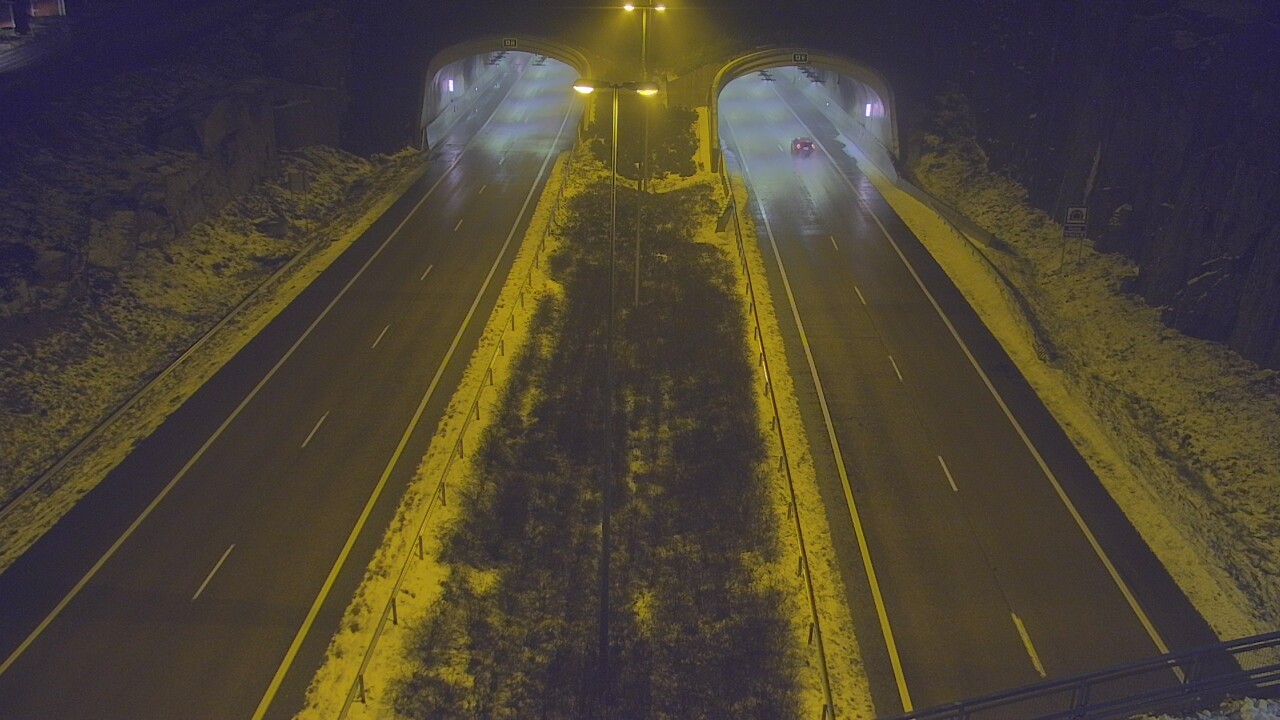 Weather Camera Image Väg 7 Fredrikshamn Kolsila bom väst, Hamina, Kymenlaakso