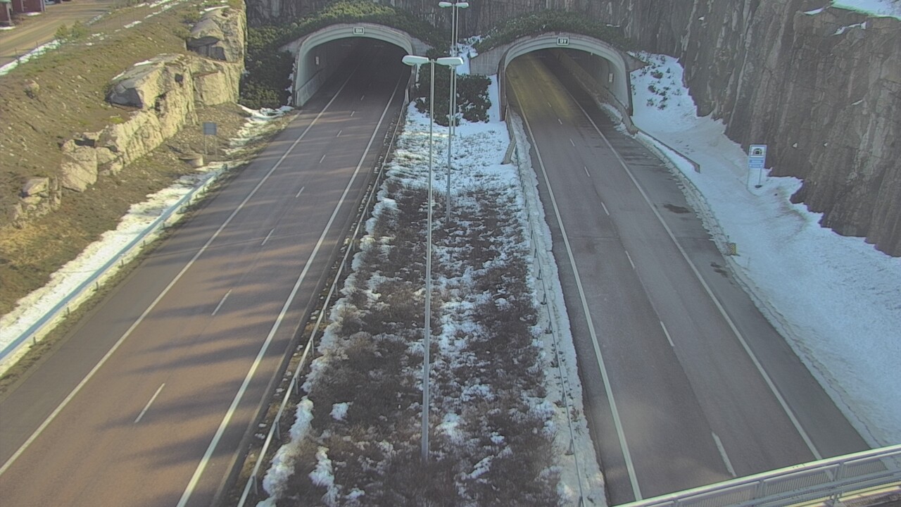 Weather Camera Image Road 7 Hamina Kolsila boom west, Hamina, Kymenlaakso