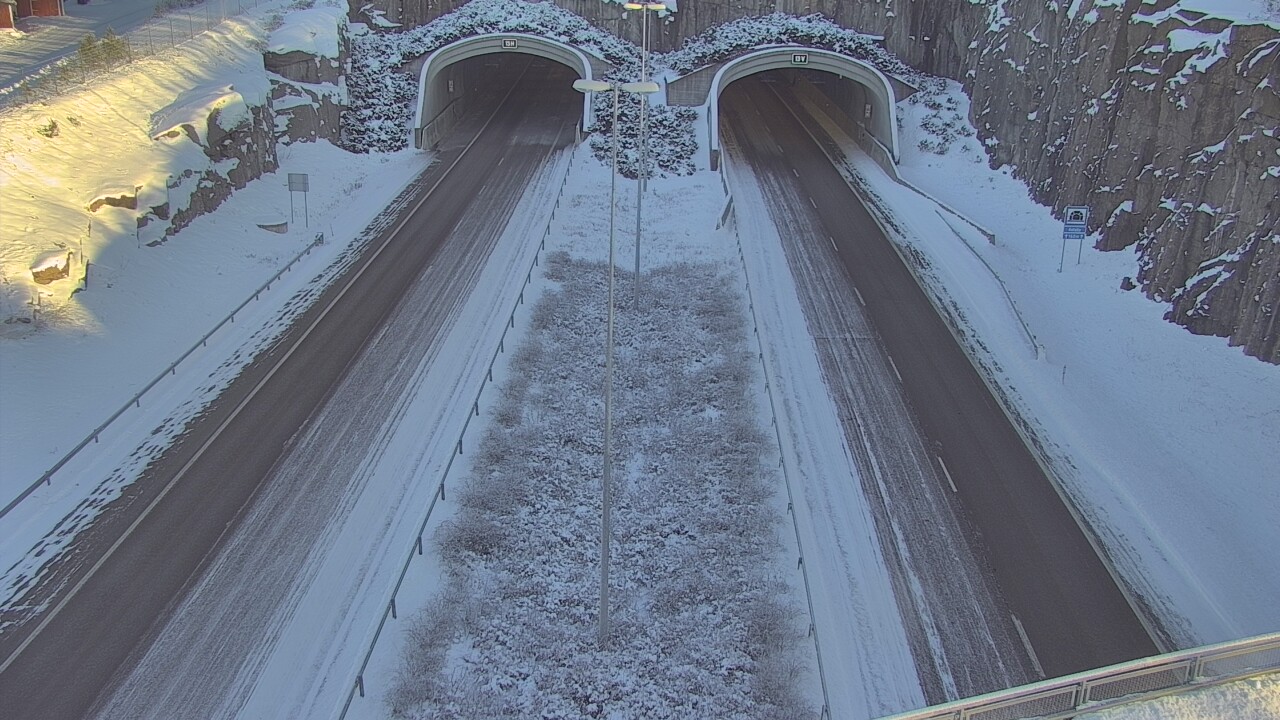 Weather Camera Image Road 7 Hamina Kolsila boom west, Hamina, Kymenlaakso