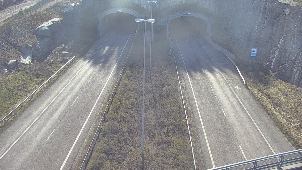 Weather Camera Image Väg 7 Fredrikshamn Kolsila bom väst, Hamina, Kymenlaakso