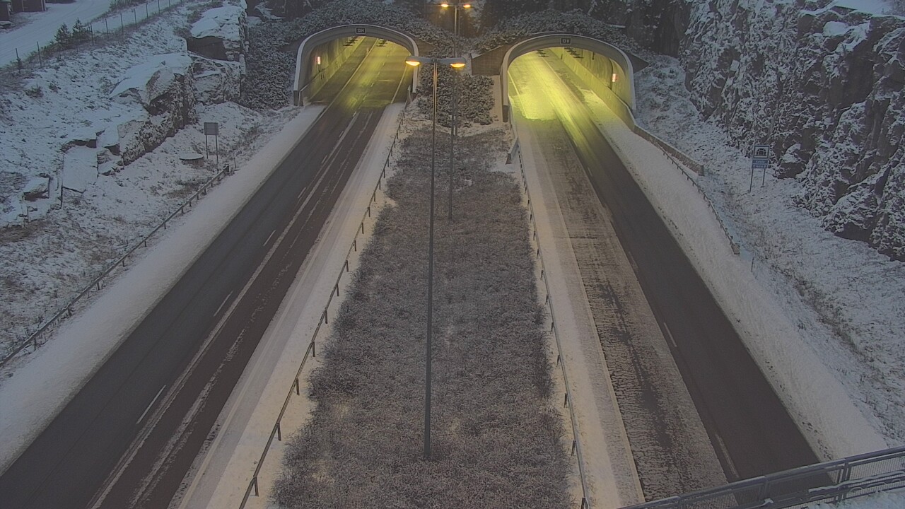 Weather Camera Image Väg 7 Fredrikshamn Kolsila bom väst, Hamina, Kymenlaakso