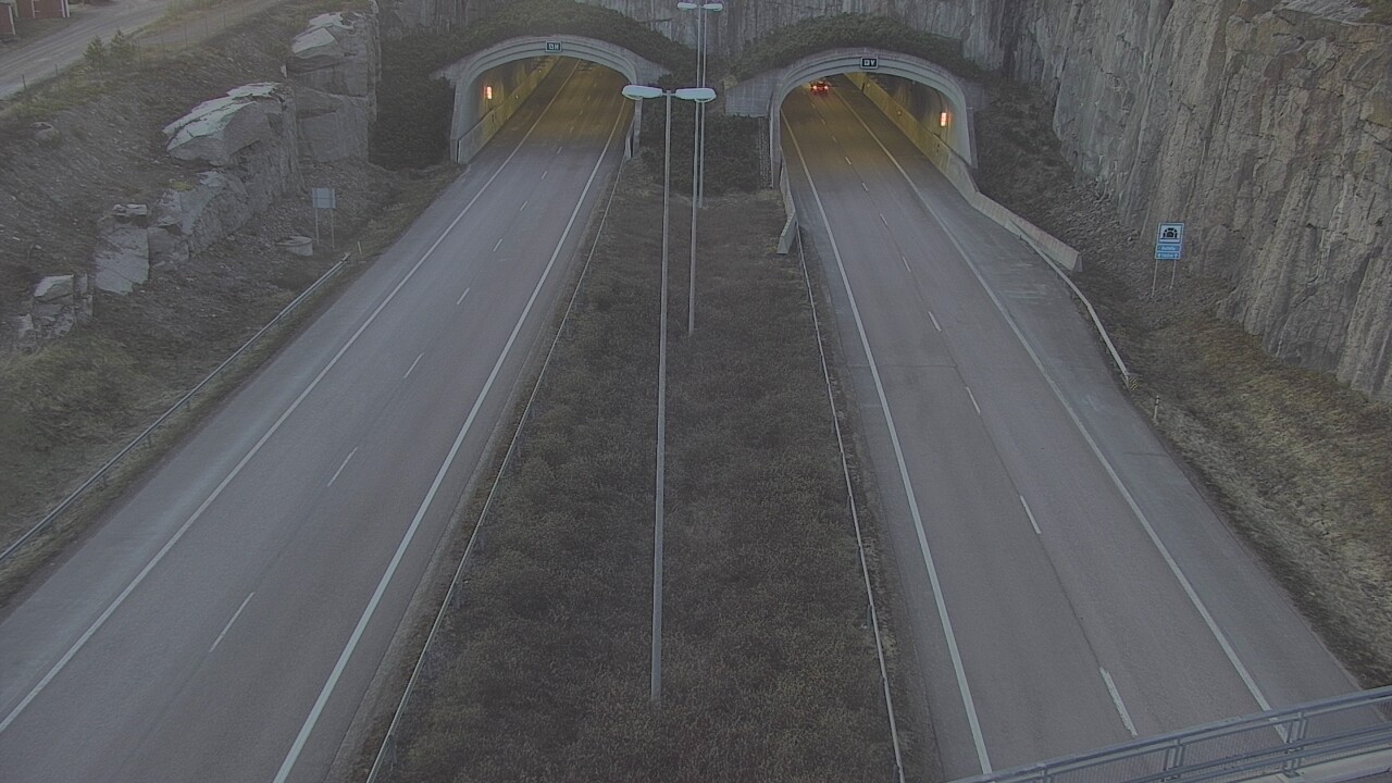 Weather Camera Image Road 7 Hamina Kolsila boom west, Hamina, Kymenlaakso
