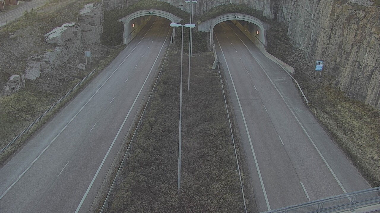 Weather Camera Image Road 7 Hamina Kolsila boom west, Hamina, Kymenlaakso