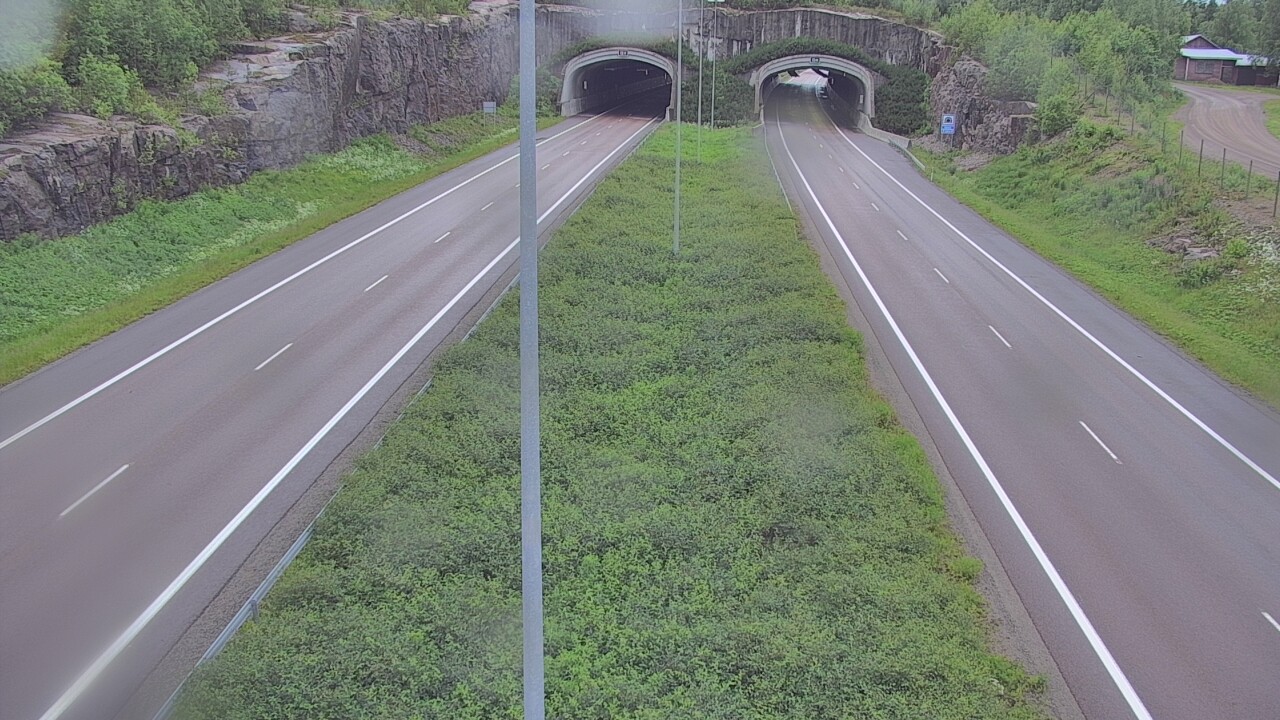 Weather Camera Image Väg 7 Fredrikshamn, Kolsila, bom öst, Hamina, Kymenlaakso
